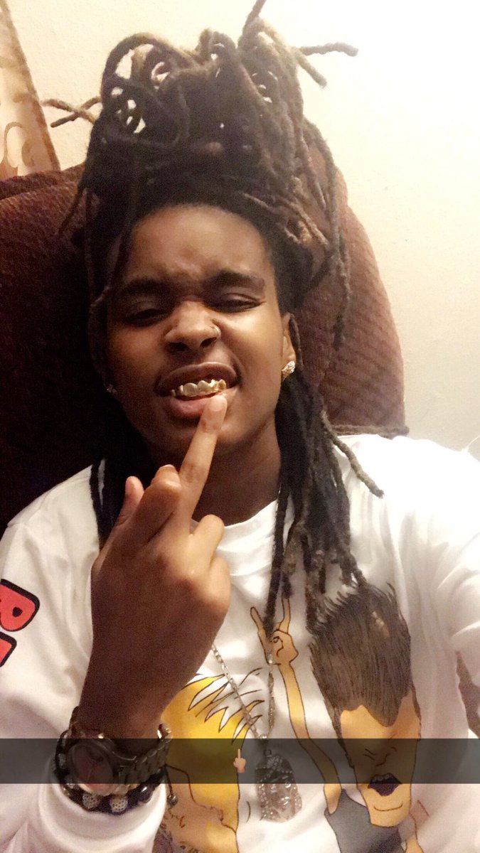 nnsx22's tweet image. #LGBTExcellence 👭😈. #offlimit