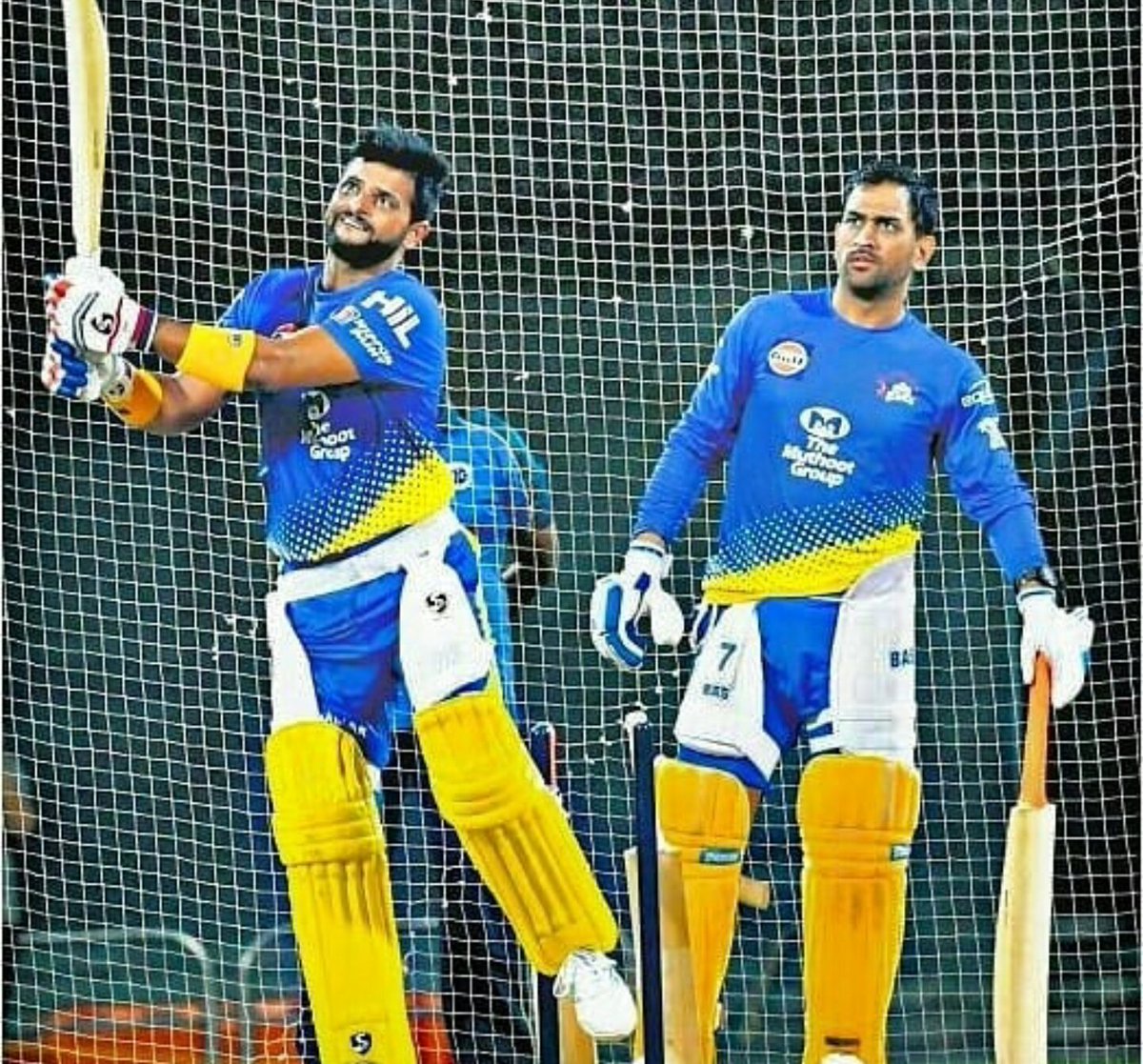 RajkumarBharad's tweet photo. Kings are back coming soon....
@msdhoni and @ImRaina
#cskback https://t.co/tgSG8VpLYz