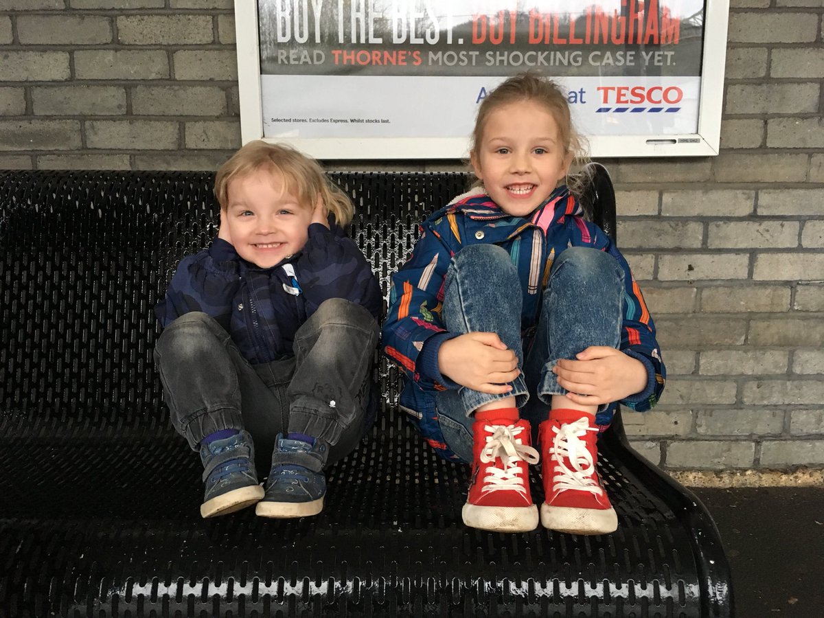 Off to London to #Bravethebugs at <a href="/london_aquarium/">SEA LIFE London Aquarium</a>’s opening day of their new Rainforest Adventure! #London #sealife 🐞🐝 My Bugs very excited!