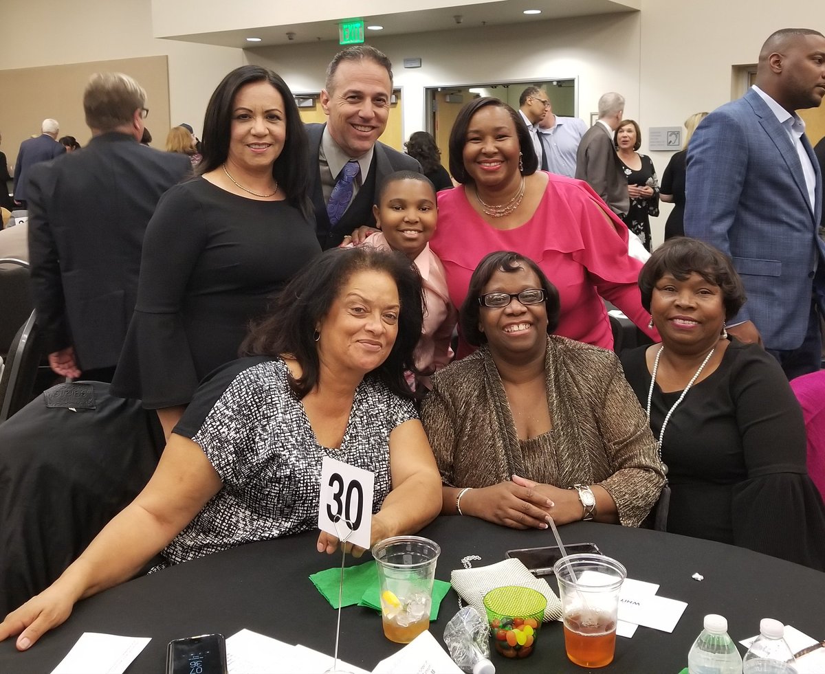 Happy joined #Celebration for Dr. Judy White! #HappyBirthday 🎂
#HistoryMaker #ChampionOfEquity #WomenWhoLead #Superintendent #EducationLeader #StereotypeBreaker #BreakingGlassCeiling #Leader #WomenInEducation #Diversity #MakingADifference @RCOE @RivCoSchoolSupt @MorenoValleyUSD