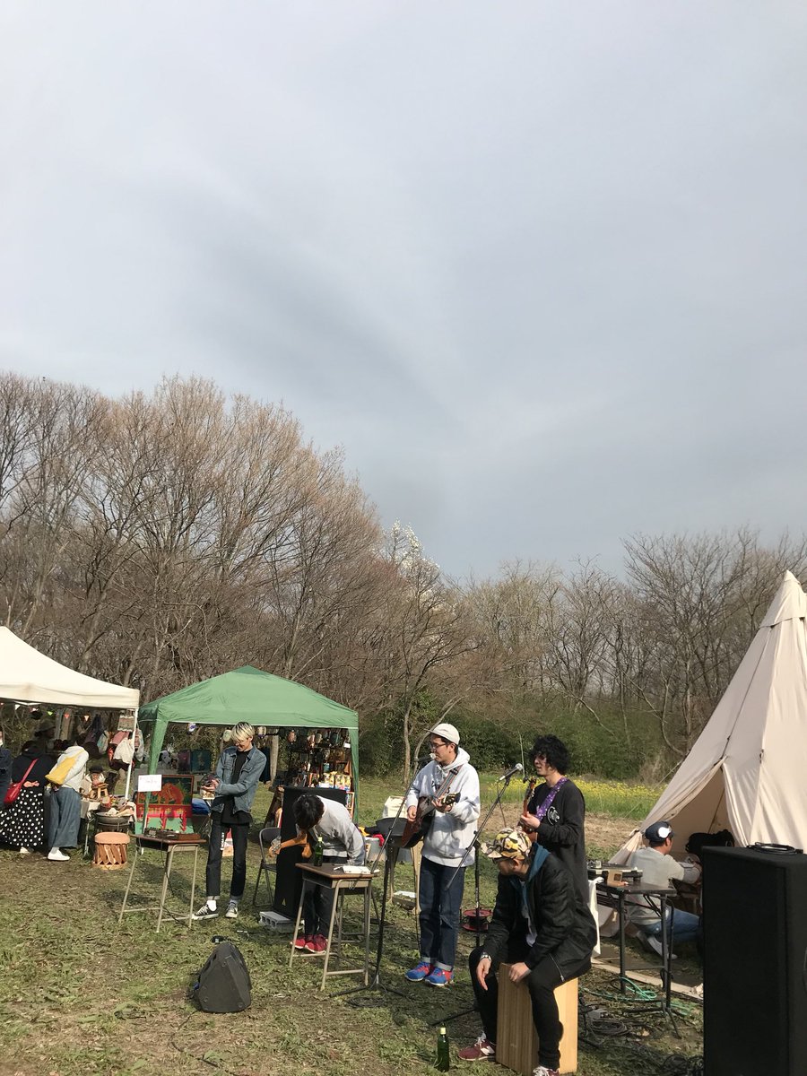 LwdCrew's tweet image. Suburban埼玉は北本で開催された森に音楽が響く @morion_kitamoto にお邪魔しました☺︎
みんなお疲れさま！

#suburban #kitamoto #フレンズ #thetelephones #holidaysofseventeen #松本誠治