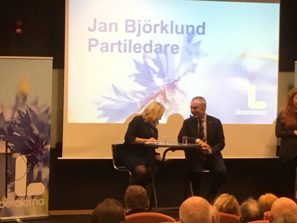 Jan Björklund och Helene Odenljung på liberalernas valkonferens #liberal #liblerum #svepol #liberalerna #val2018 #LibVästkonf18