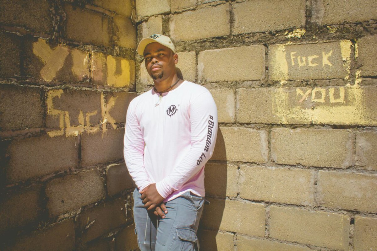 BrandonLeoSA's tweet photo. Sometimes you dont have to respond to the hate!
The walls will do it for you.
Purchase/Stream 'Mention 2.0' by clicking link below:
https://t.co/kXzTaGzJeW
@SoundAfricanRec @SonyMusicAfrica @Blstk_Cele
#BrandonLeo #Mention2.0 #wesmymeds https://t.co/1AbwfvcAdJ