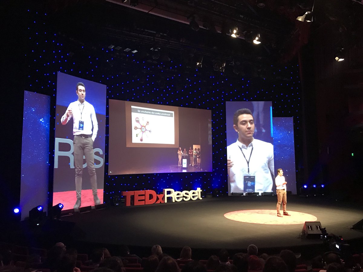 nilcicek's tweet photo. Yurtdışında da Ülkemizi Temsil Eden , Türkiyenin En Genç Girişimcisi Ödülünü Alan @malponur TedxReset Sahnesinde! ‘Milyarder Olacağım Diyerek Yola Çıkan Liseli Genç Girişimci Alp Onur! Yola Çık @malponur Kesin Milyarder Olacaksın! @EnverYucel @nevzatkulaber @dilek_ikizoglu https://t.co/p5kCqpk6Ay