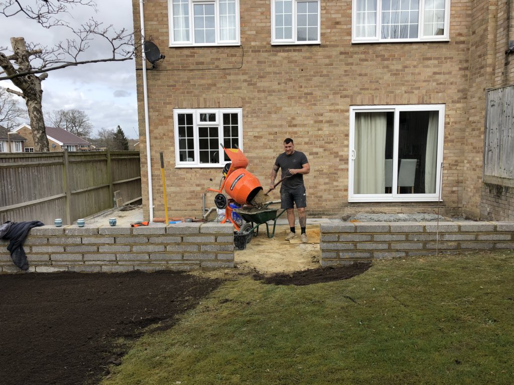 KeystonePaving's tweet image. Old customer, new project. Porcelain is off to be cut and bullnosed.  Now to get underway with the slabbing. #porcelain #patio #bullnose #keystonepaving #keystone #sussex