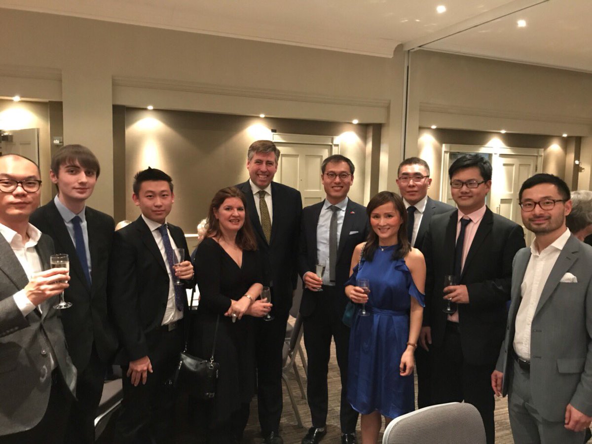 xin_dr's tweet photo. Conservative Party Patron Club Dinner. MP Jacob Reed-Mogg and Sir Graham Brady made speech。The first step! https://t.co/tktxT8jxkW