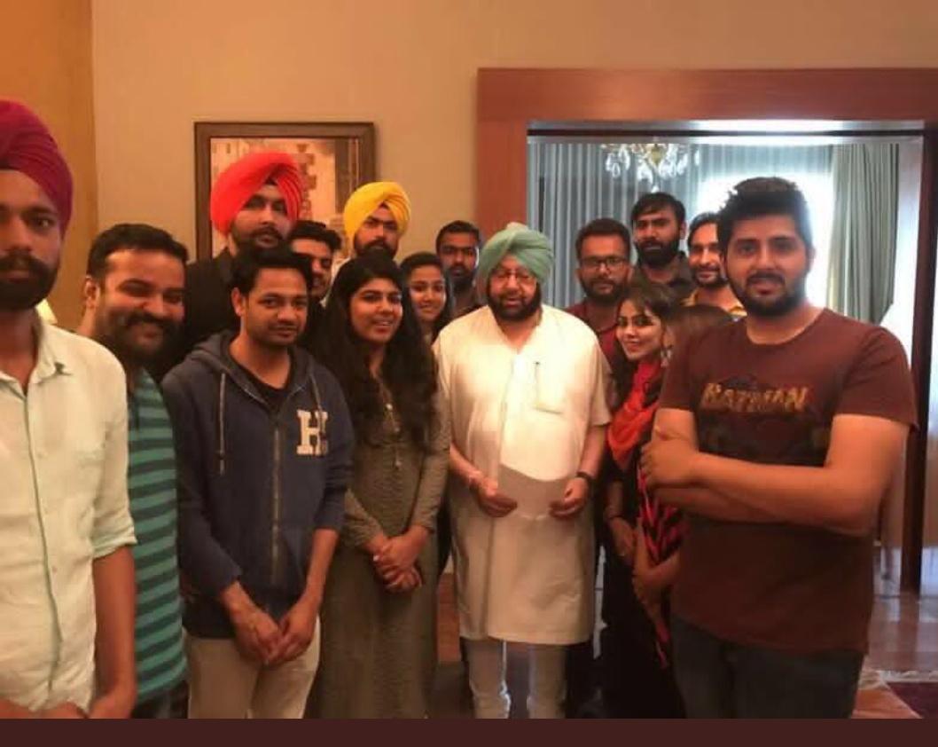 Chinmay66Abbhi's tweet photo. We thank you Capt. Amarinder Singh ji for enhancing the grant of Panjab University from 33cr to 42.62cr in the lst 2 yrs due to the combined efforts made by NSUI AND STUDENT'S OF PU.

WE ALSO CONGRATULATE THE STUDENTS OF PU ON THEIR VICTORY :) @LubanaManoj @NsuiPU @capt_amarinder https://t.co/REtSLio1Qr
