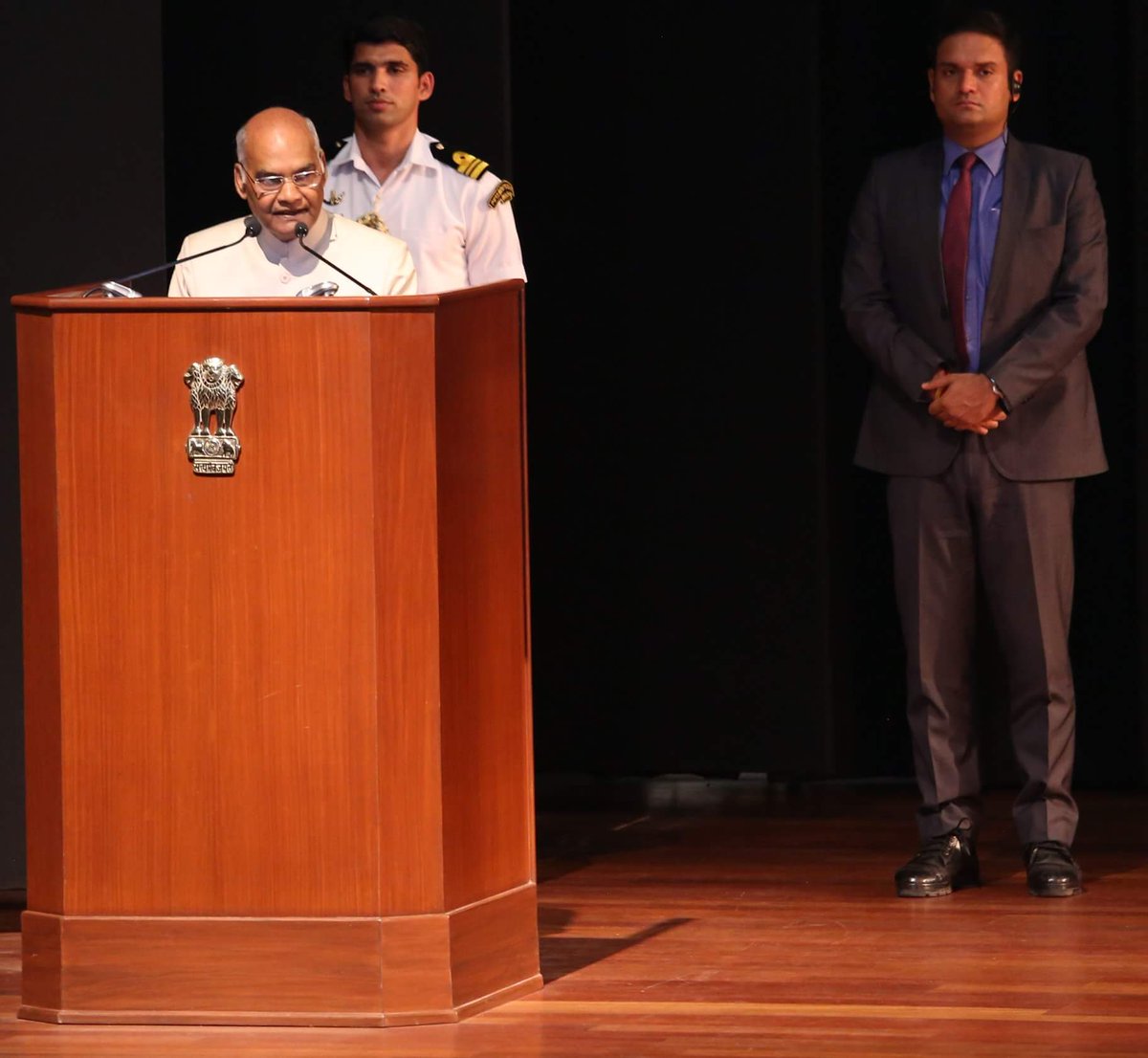 YashniKothari's tweet photo. "You came as innovators, and are leaving as entrepreneurs" - Mr. Ram Nath Kovind, President of India. Thank you sir, for inspiring &amp; encouraging us. The paltform &amp; recognition you gave us will help us go a long way! #PresidentKovind #President #Entrepreneur #startup #quote https://t.co/sZRqTFULar