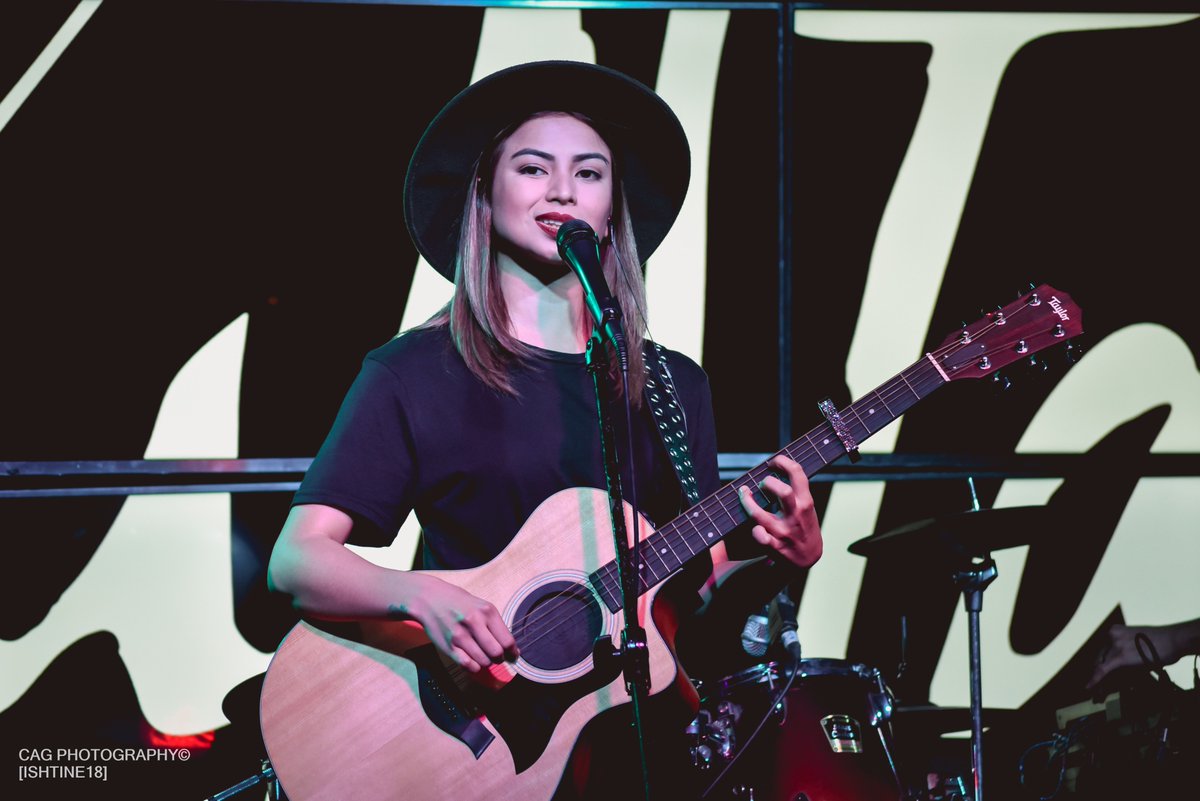 ishtine18's tweet photo. #ByRequest004 #GirlPowah | Smirk @glaizaredux https://t.co/nlHDJjPY6U