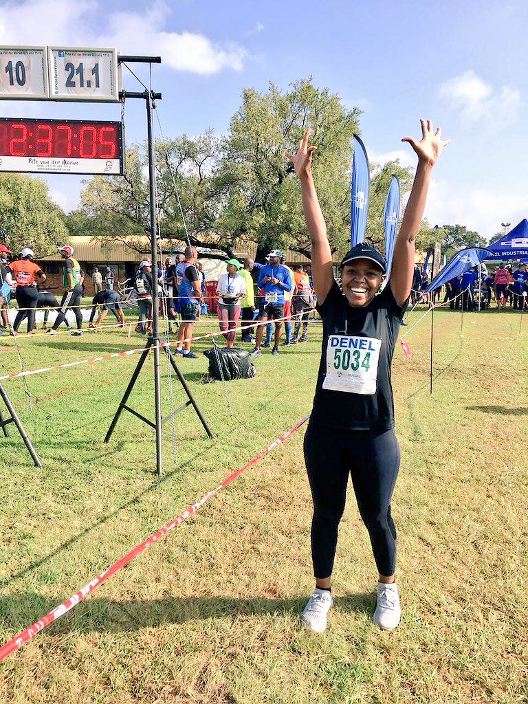 CAsWhoRun's tweet photo. #TeamProgress ~ @_kholoL__ started joined in November to transition from dreadmill (no typo) to road running. She ran her first 21km road race today @IreneRunner JointEze Half Marathon, finishing at 2h37m. We are super proud of her #CAsWhoRun ๐ฅ๐๐๐ฝโโ๏ธ https://t.co/2YJzcFcLto
