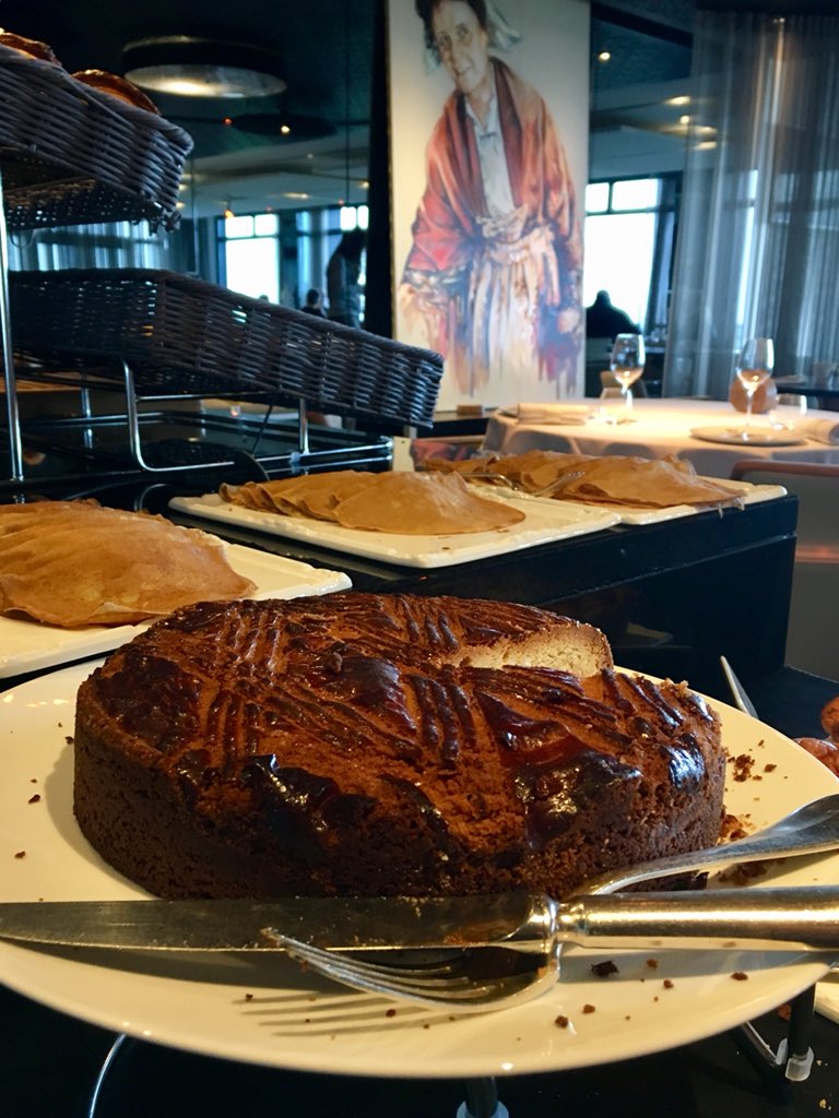 BreizhWeCan's tweet photo. Le régime breton commence dès le petit-déjeuner 😉 #plouider https://t.co/DasbXvF0Ny