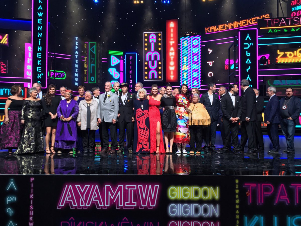 Aligning the post-@Indspire Awards group photo! #IndspireAwards #photographer