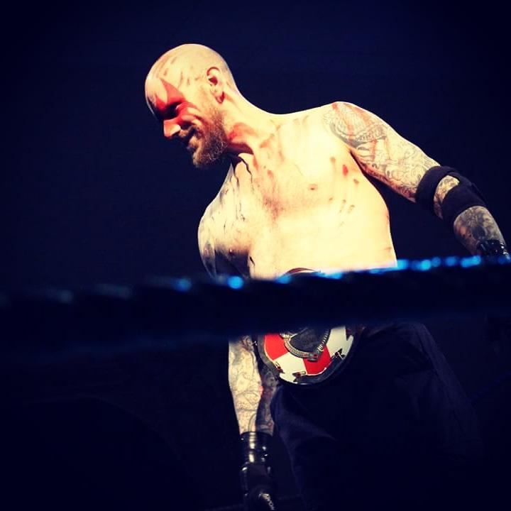 sinderslove's tweet photo. Tonight at #unknownuprising the @EWW_Wrestling #stgeorgeschampion remains the same.
Bring it on! https://t.co/tTSO7G33Fs