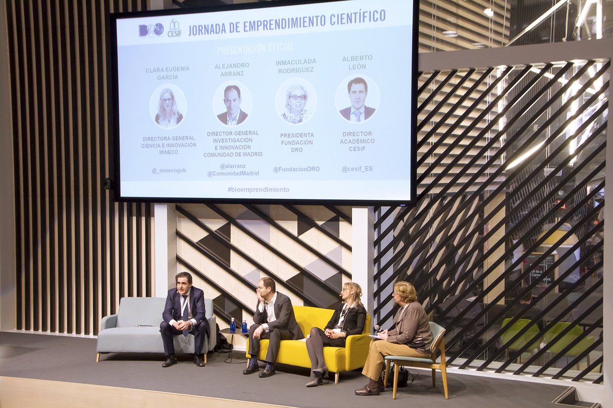 FundacionDRO's tweet photo. Algunas recuerdos de la jornada de #emprendimiento #cientifico del pasado 22 de marzo organizado junto con @cesif_ES en @CampusMadrid #FelizSabado #bioemprendimiento https://t.co/AtDvnjU52r