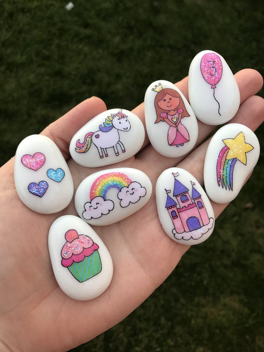 #ukgifthour #shopindie This is definitely the favourite set this week! I think it must be the sparkles 💫 #storystones #earlyyears #WeddingPlanning Perfect for birthday gifts or flowergirl presents
