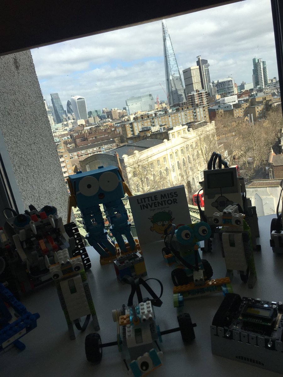 SafiaBarikzai's tweet photo. On my way to @LSBU #OpenDay, we can’t wait to see you &amp; introduce you to all things #Engineering - @Robogals_LSBU will be in K405 &amp; #GradsCafe #EdibleEngineering #Robotics #Playfulcoding #LondonIsMyCampus https://t.co/JcCJ97hgR1
