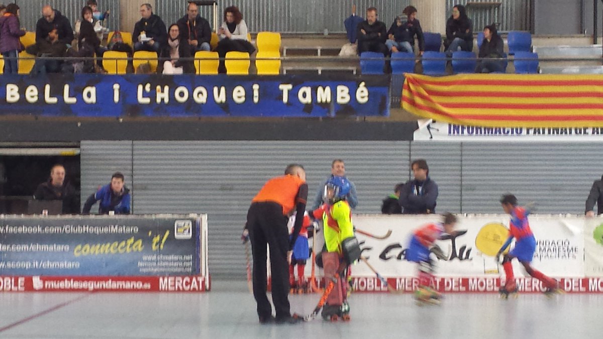 Resultat PB Iniciació:
<a href="/CHMataro/">Club Hoquei Mataró</a> 3
<a href="/CpRibes/">CP RIBES</a> 0