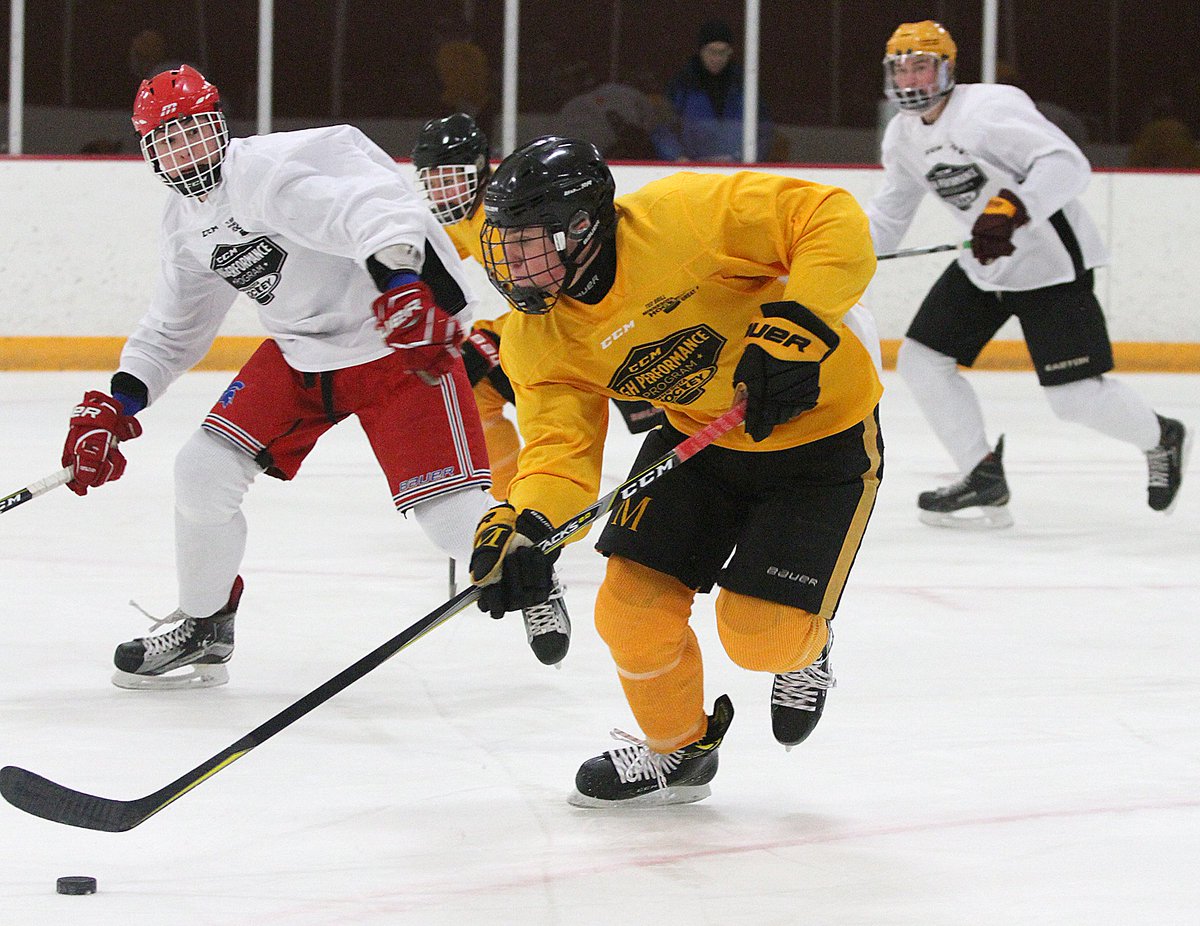 GREAT8: Gold team (Seniors 7/8) leads White (Seniors 4/5) at the half 3-1.
Goals:
G - Max Marvin (Warroad), Matt Fischer (Brainerd), Nick Portz (St. Cloud)
W - Nick Bowlin (Tartan)
