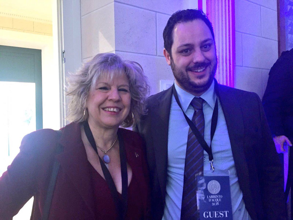 fmfeye's tweet photo. Grazie all'Assessore @RegioneER all'Agricoltura Simona Caselli @caselli_s che ha partecipato a #LabirintodAcque @LabirintoMasone Fontanellato circuito @CastelliDucato accolta da @trivellonif https://t.co/HAGMZ6Skql