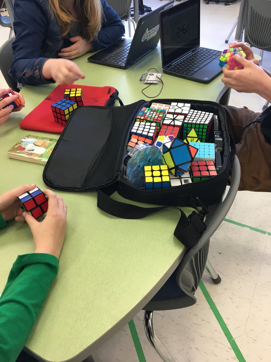 ForestVLibrary's tweet photo. Students come prepared for lunch and recess in the learning commons.  Building an environment for students to explore and collaborate #DDSBshift #learningcommonsfun https://t.co/03qCMpAuew
