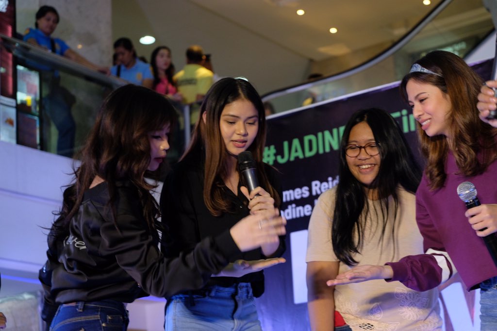 AranetaCity's tweet photo. Fun afternoon with #NNLYMallTourFarmersPlaza #JadineLiveInAraneta #SeeyouinAraneta #AranetaCenter @OneSongVivaTV @VivaArtists https://t.co/fFlzZL0pJL