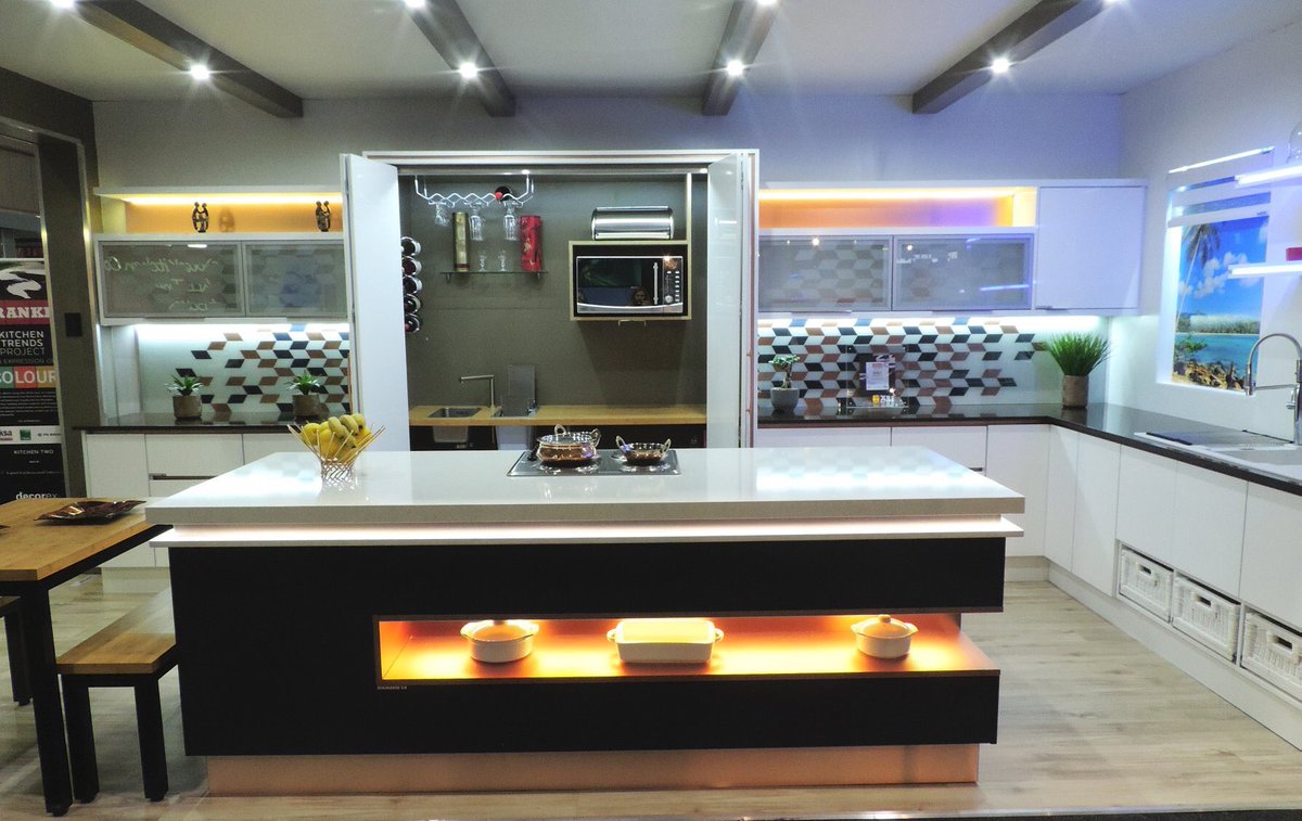 decorexSA's tweet photo. One of our exciting features at every show - @Franke_SA Kitchen Trends Project. Crestwood kitchen, Expert Kitchens and Interiors, Bespoke Designs &amp; Kitchen Spectrum created ‘An Expression of Colour’ into their kitchen designs using the latest Franke products. #decorexdbn18 https://t.co/LuKFBiyk8l
