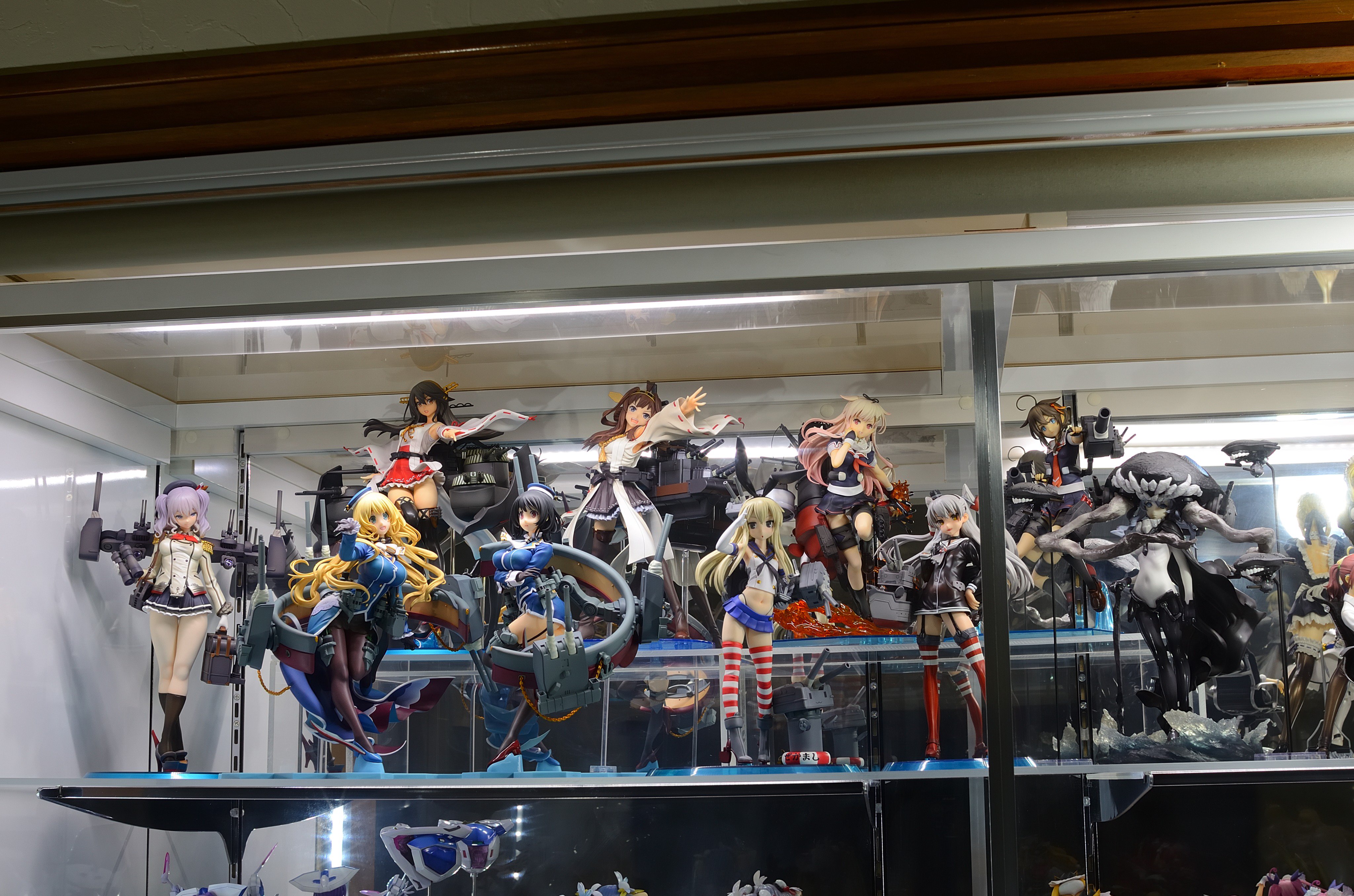 ドm高機動型 暇だしフィギュアケース晒してみる 艦これフィギュアはまだ増えそう 艦これ フィギュア T Co 7nsyrbicag Twitter