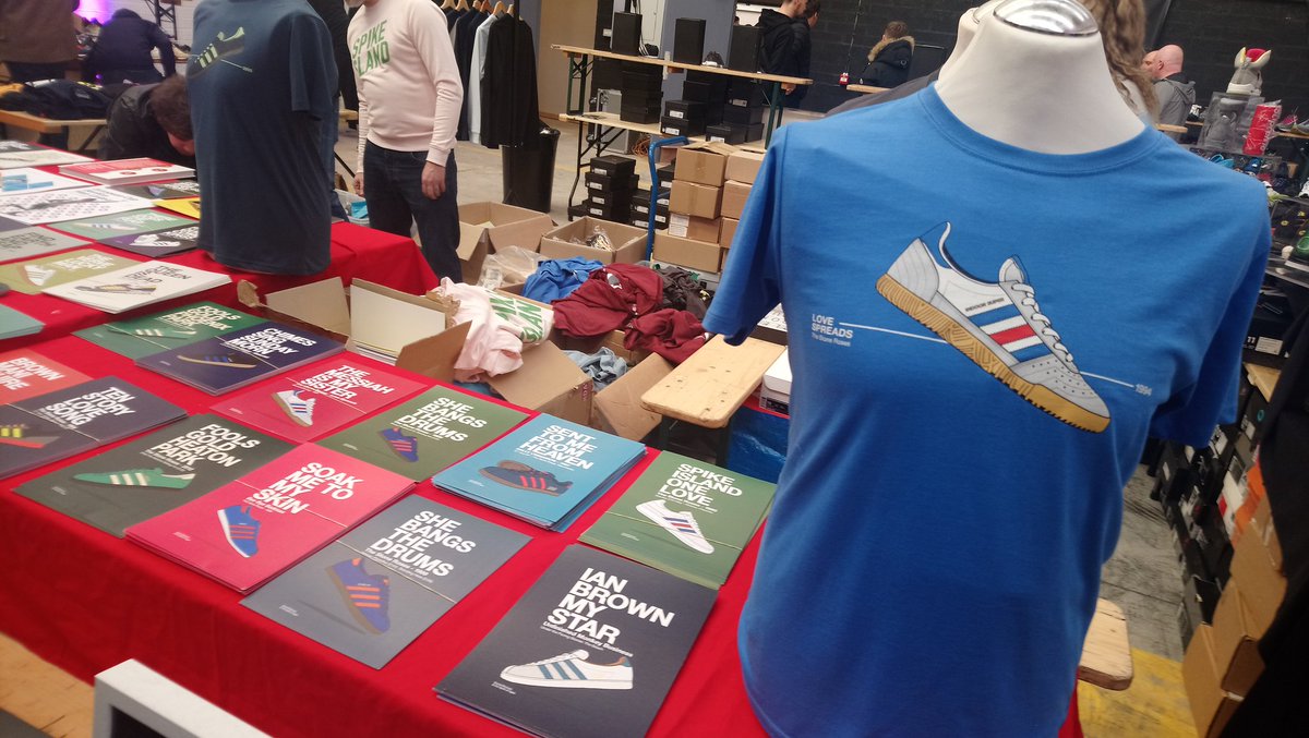 DaveThePapLpool's tweet photo. Liverpool. Laces out, at baltic triangle, chains brewery. Till 5pm today. @adidasoriginals @TheGuideLpool @VisitLiverpool #lifestyle#coolstuff #Classics #adiidas # https://t.co/A0ofyXtDAE