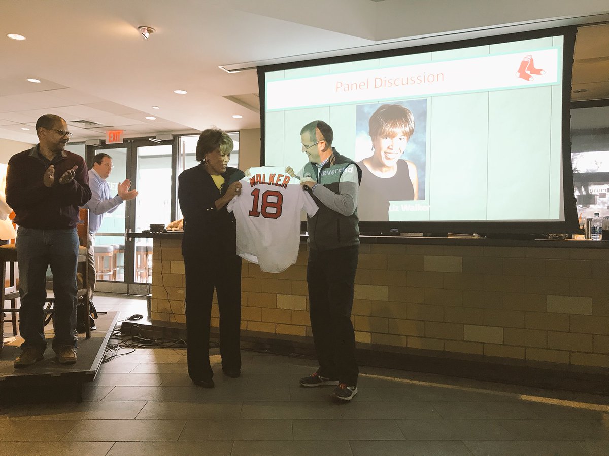 andrewblum's tweet image. Powerful panel discussion this morning led by #lizwalker on diversity here at Fenway...@redsox &amp;amp; @skennedysox committing to having conversations about a topic that’s important to talk about. #myfenway