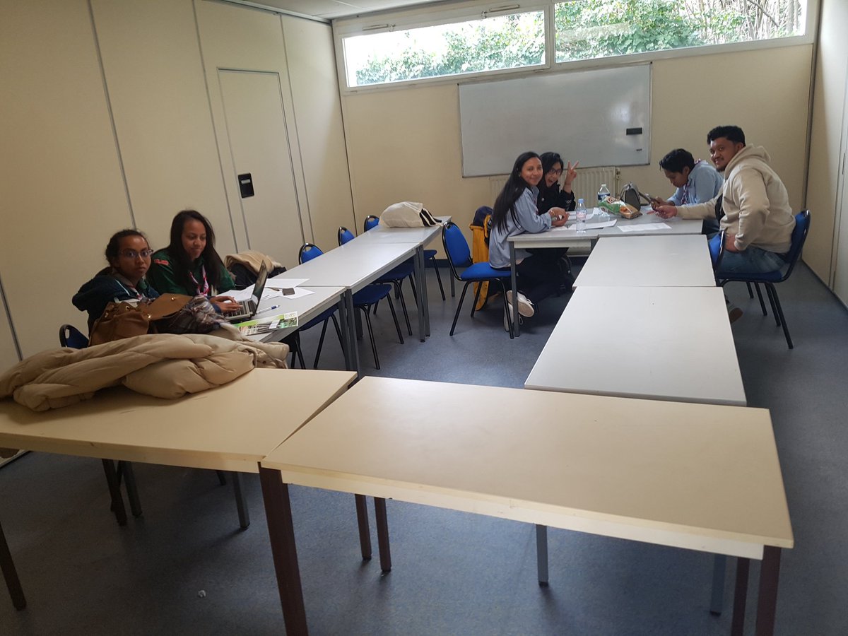 EeudfParis's tweet photo. Le weekend prépa camp de la région Paris est lancé. Sous le soleil c'est tellement plus agréable.
@EEUdF https://t.co/Y8qpVdE8EE
