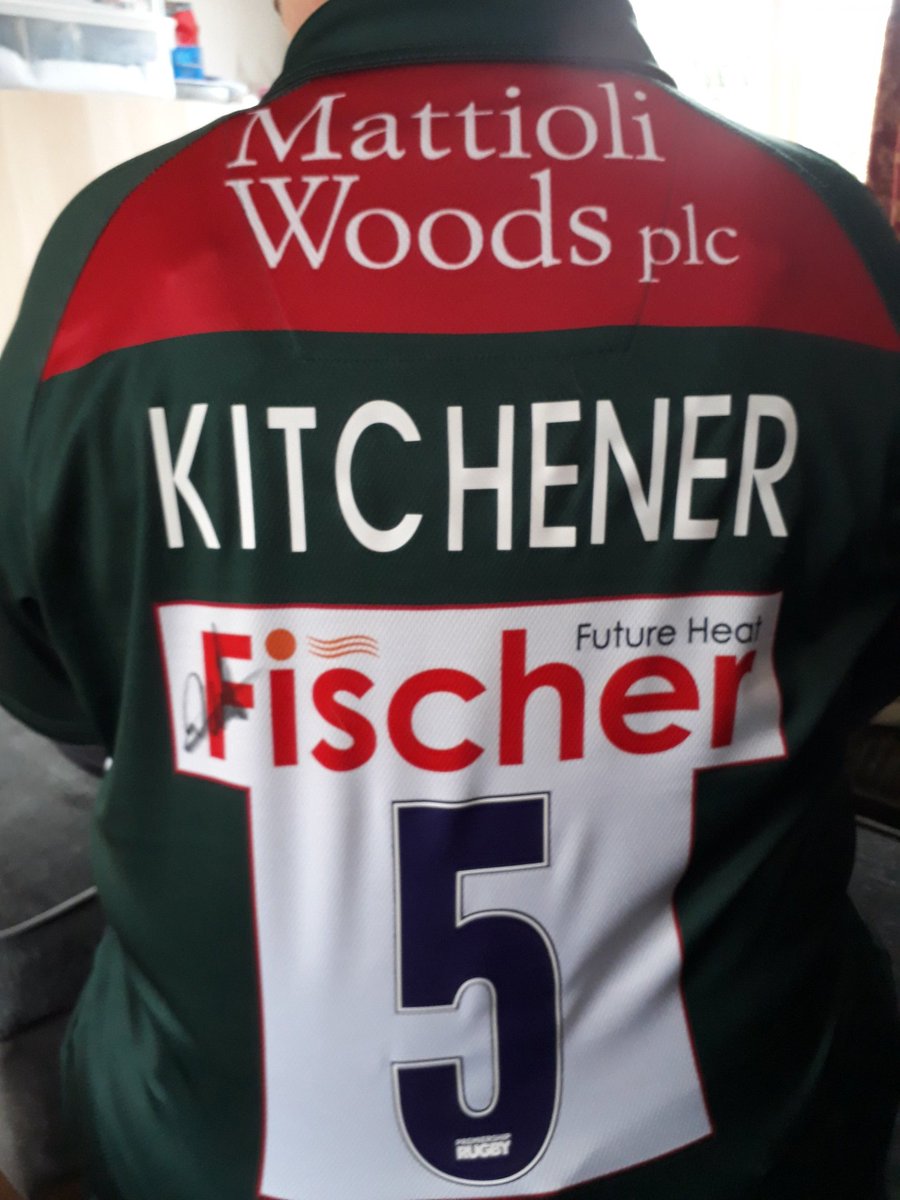 71Dea's tweet photo. @gkitchener89 @LeicesterTigers thanks for a great morning and for signing my shirt. Looking forward to match day tomorrow and seeing you out on the pitch. https://t.co/DUGMo77xay