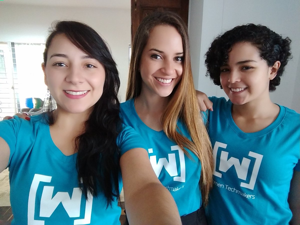 Kath_Code's tweet image. Organizando @pionerasdev - evento con #gdg #womentechmakers - gracias a #accenturetechnology @nodocoworking