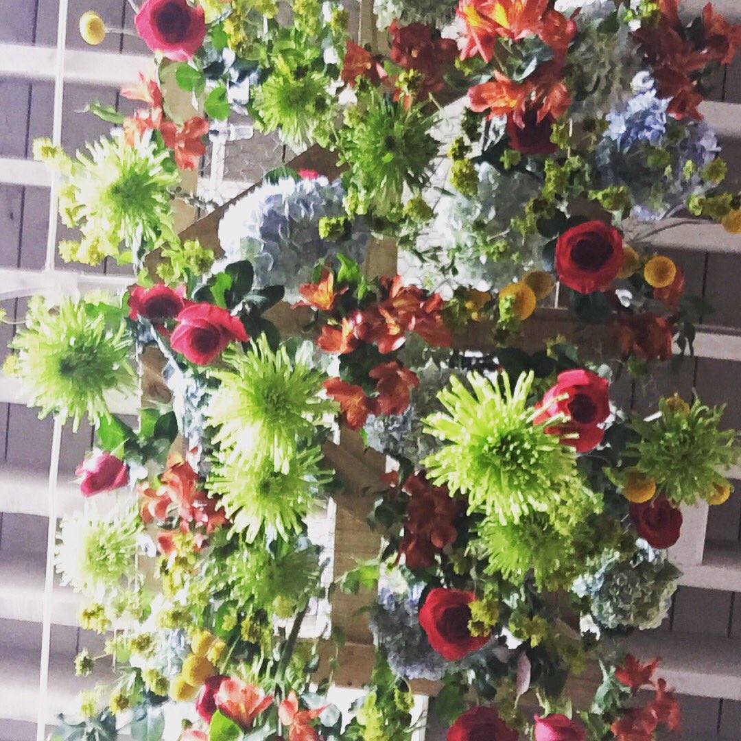 loesshillsflr's tweet image. #ceilinginstallation Mr &amp;amp; Mrs Lima ❤️❤️