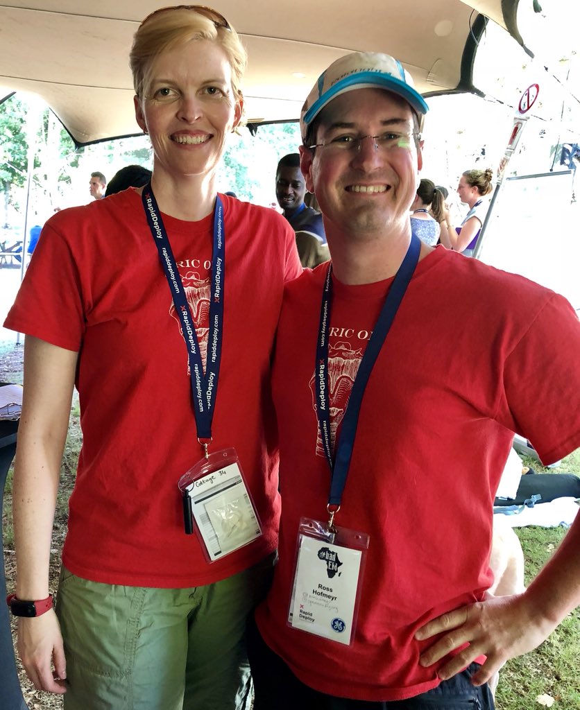 The always lovely @mjslabbert showing her effortless sartorial vim, and my good luck to select the same t-shirt. Proudly punting <a href="/TheAirwayApp/">TheAirwayApp</a> at #badEMfest18. Cric on!