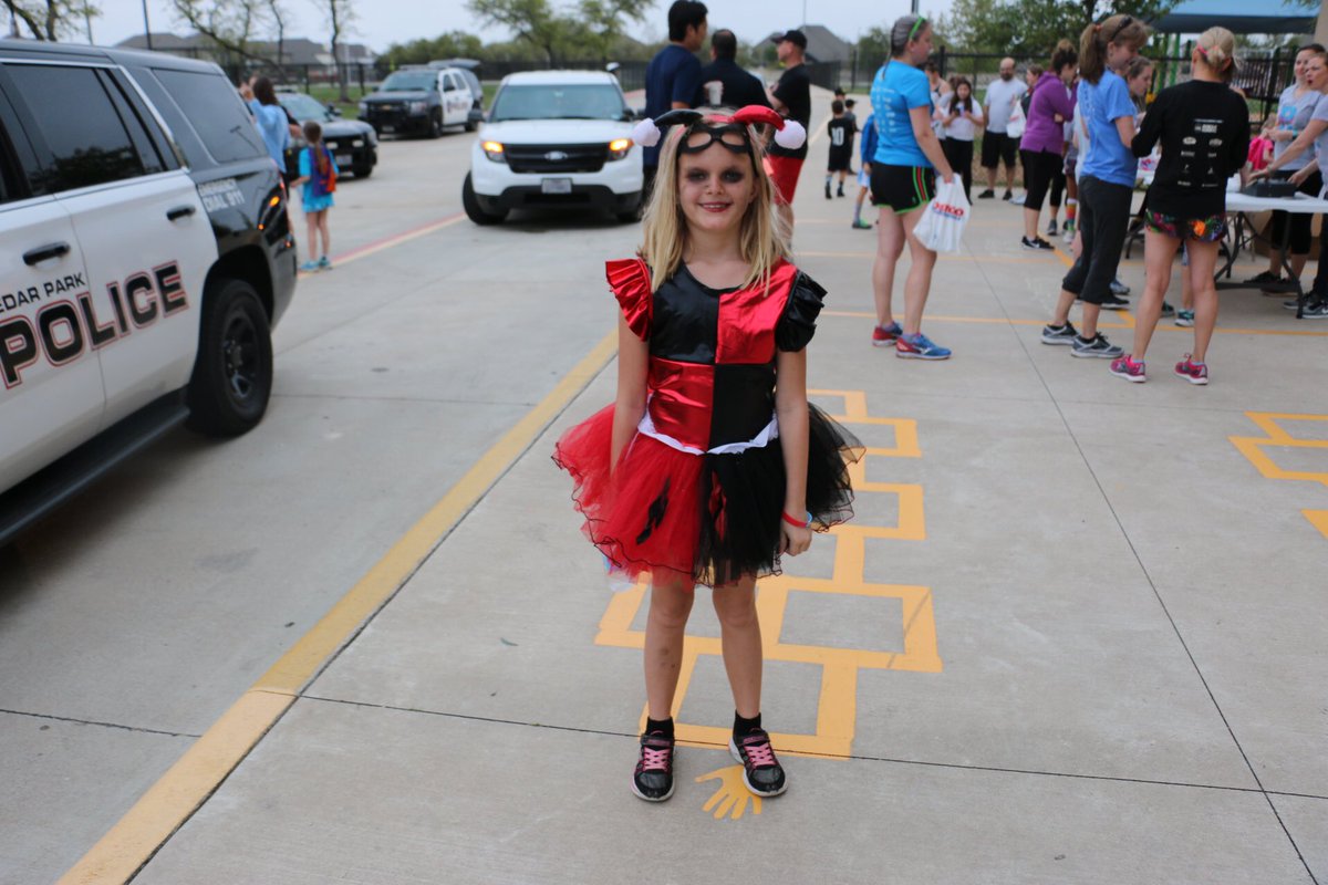 What a morning! Dozens of superhero’s showed up today for the annual Reed Run honoring a truly wonderful hero—fallen CPPD Officer Leonard Reed. This is what community is all about #ReedRun #CedarParkProud