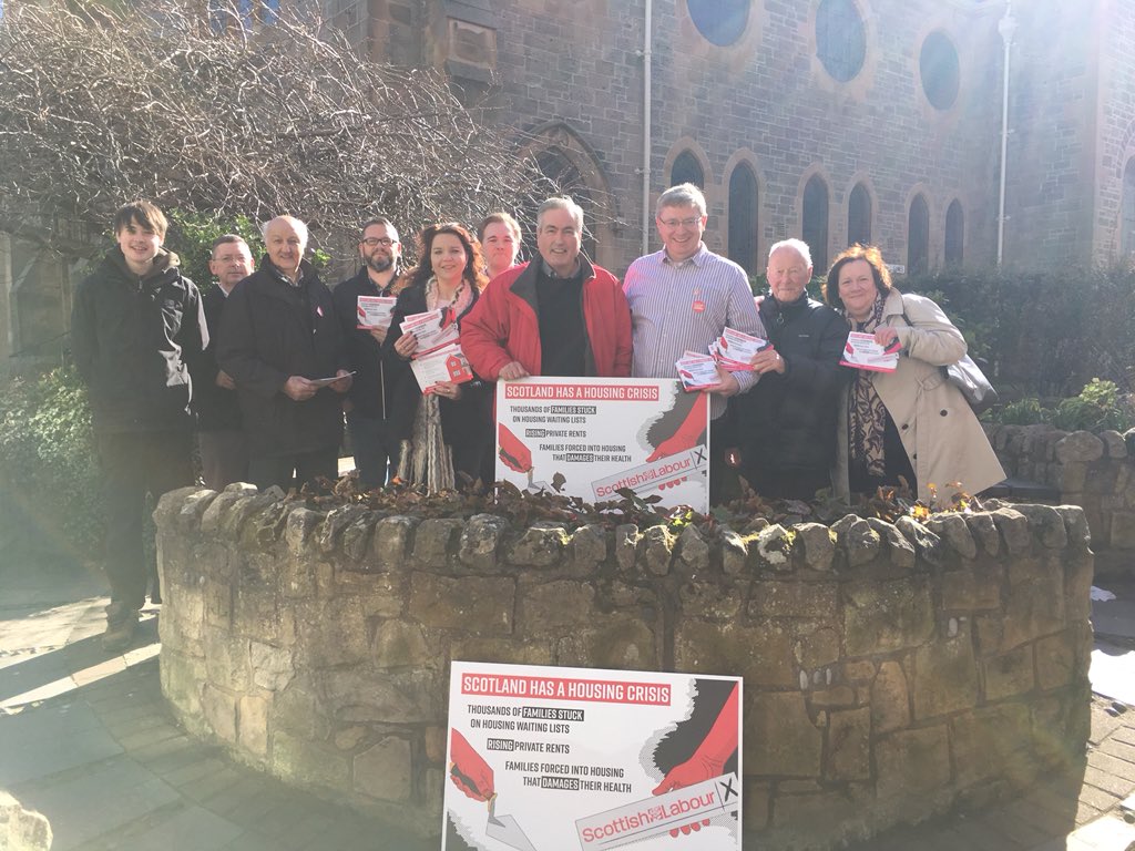 _MWhitfield's tweet photo. Great response on this beautiful morning in #NorthBerwick talking to voters about how #Labour would end the #housing crisis @scottishlabour #LabourDoorstep ๐น https://t.co/7DReMtw3Im