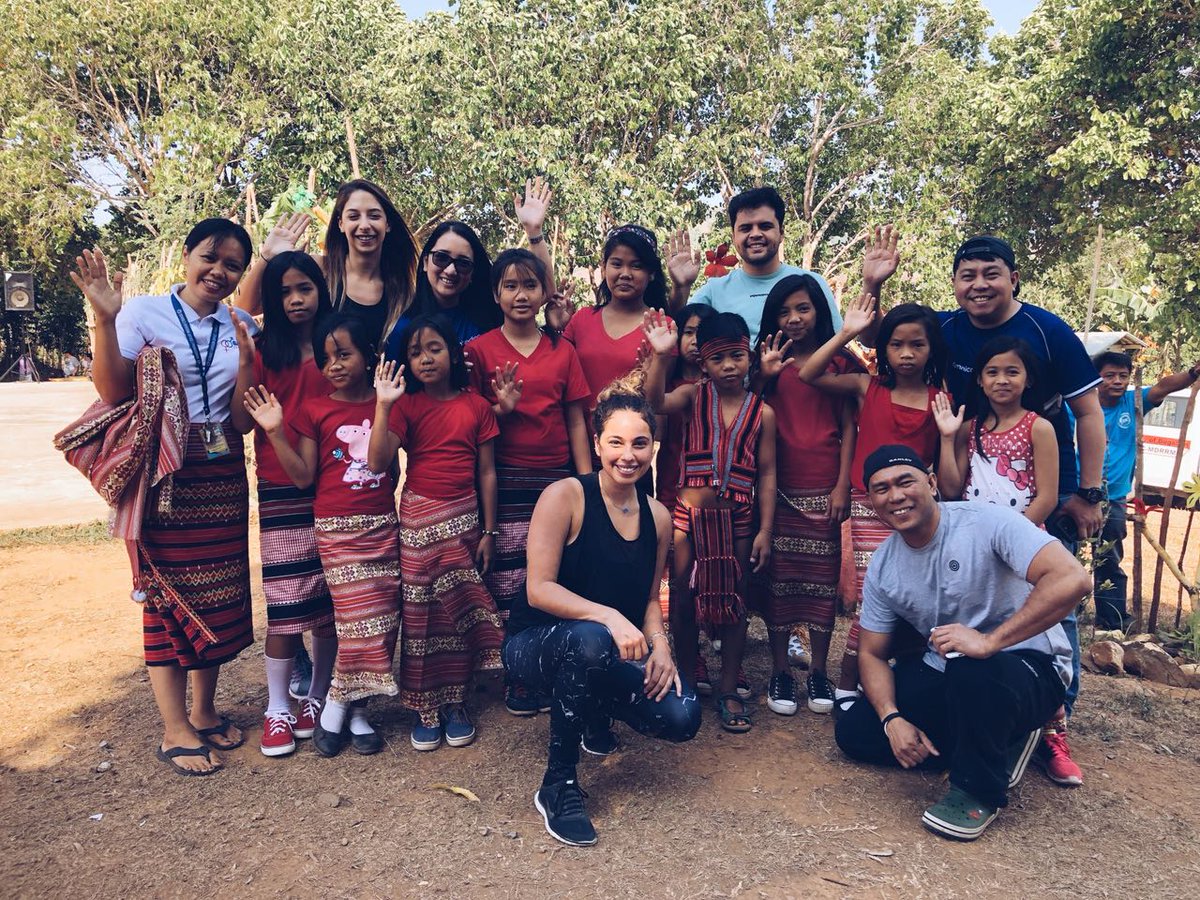 OMGMENA's tweet photo. "We received the warmest and most beautiful welcome; there was lots of dancing, native music, and friendly faces. We played with the kids and taught them about germs and how to wash their hands." Philippines team member #WorldWaterDay #Project24 @PlanetWaterLive https://t.co/WLAvV2Mmqw