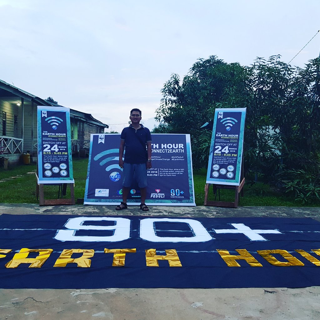 JesmanTampubol1's tweet photo. #agpearthhour2018
#earthhour
#agpearthhour
#agpeduli
#connect2earth 
#changeclimatechange @agnezmo  @vjdaniel @jokowi @Nadya_HutaGalng @MatthiasHues  @CitarumLestari @Cristiano  @TamblingID https://t.co/kcZPIEa9m2