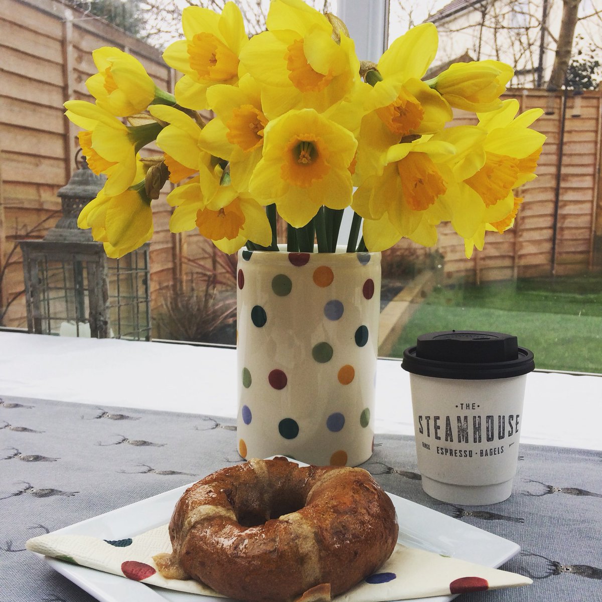 Loving the hot cross bagels from @TheSteamhouseCo! 👌 #thesteamhouseleamington #thesteamhouse #hotcrossbagels #hotcrossbuns #bagels #hxb  #leamingtonspa #food #eat #foodblog #foodblogger #easter #daffodils #spring #eatdrinkandfortywinks