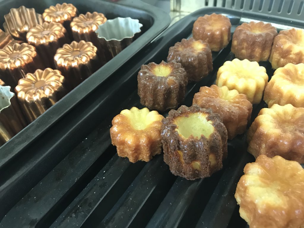TjopChef's tweet photo. @taraosborne Cannele Bordelaise and first time using the copper moulds #proud #cannele https://t.co/y3A1VtZ8il