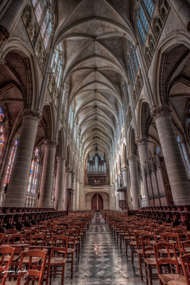 sylvainlandry's tweet photo. Cathédrale Saint-Étienne de Châlons https://t.co/8meUaE5mm7 https://t.co/GgTUmaNxtz