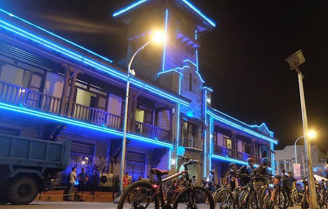 zambocitygovt's tweet photo. Happening tonight: #EarthHourZambo Night Ride 🌏💡🚲 #Connect2Earth https://t.co/zHxCFJzAfn https://t.co/JGMxnfA4NP