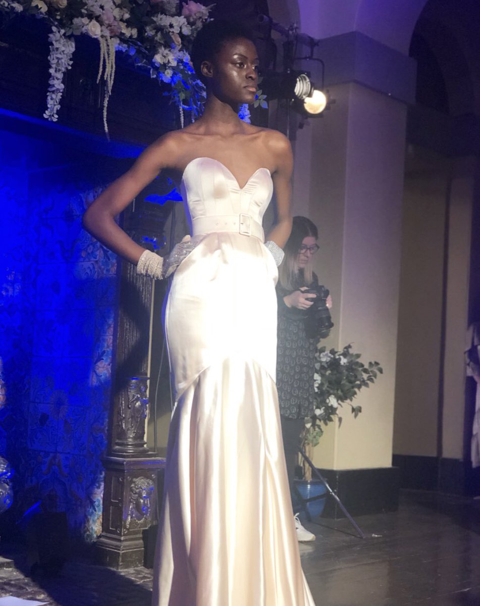 Beaut work from <a href="/ClaireTagg_/">Claire Tagg</a> and Bristol’s Mishi May at <a href="/stylistSFW/">Sue Fyfe-Williams</a>’s <a href="/KingswestonHse/">Kings Weston House</a> show for <a href="/bloodwise_uk/">Bloodwise</a> 😍