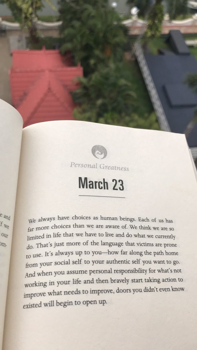 sakeenaalmanji's tweet photo. Your life is your choice!
Bravery start taking action to improve what needs to improve, doors you didnโt even know existed will begin to open up #23March #robin_sharma #daily_inspiration https://t.co/r73NpgSjGf