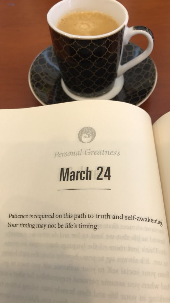 sakeenaalmanji's tweet photo. Patience is required on this path to truth & self-awakening.
Your timing may not be lifeโs timing.
#24March #robin_sharma #daily_inspiration https://t.co/lopaFa9MZZ