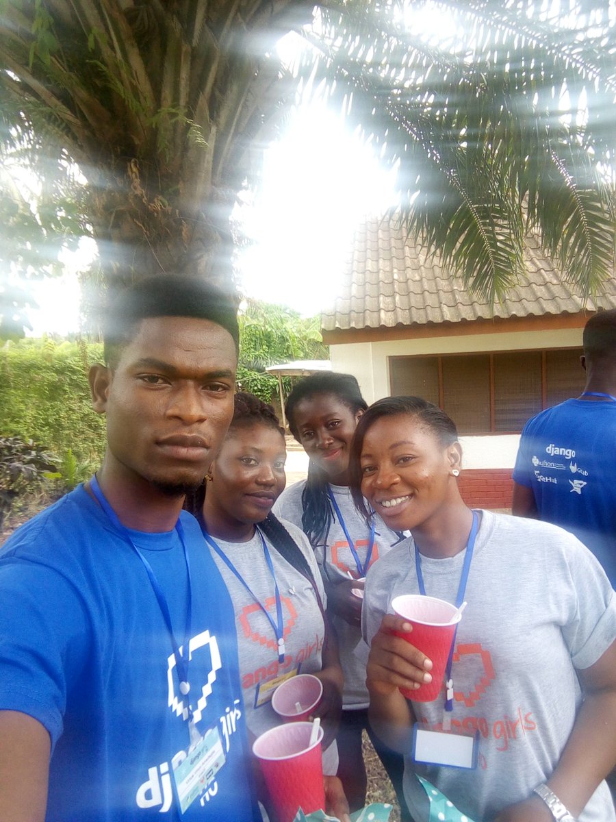 emefaawoadawudu's tweet image. #Djangogirls#
#HonodeHub#
So bae