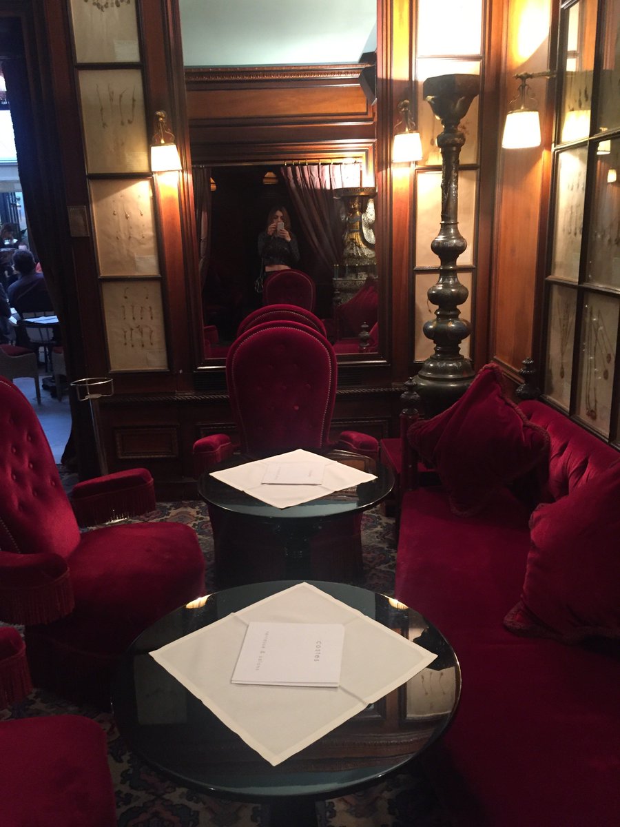 Mr_Highline_'s tweet photo. The Hôtel Costes in Paris starts as it means to go on – with luxury, elegance and plenty of red velvet 🏨💃 @hotelcostes
#traveltuesday #mrinspo #inspired #mrhighline #marketing #hospitalitymarketing #betterbranding #design #brandstorytelling #socialmediamarketing #hospitality https://t.co/GYFn6YSBi7