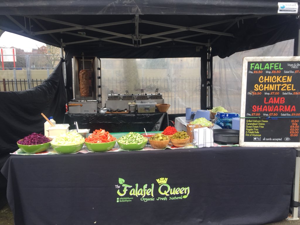 We are back again @spitz_cityfarm come and enjoy a falafel, chicken or lamb wrap #falafel #chicken #lamb #GoatRace2018 #food #spitalfieldsfarm
