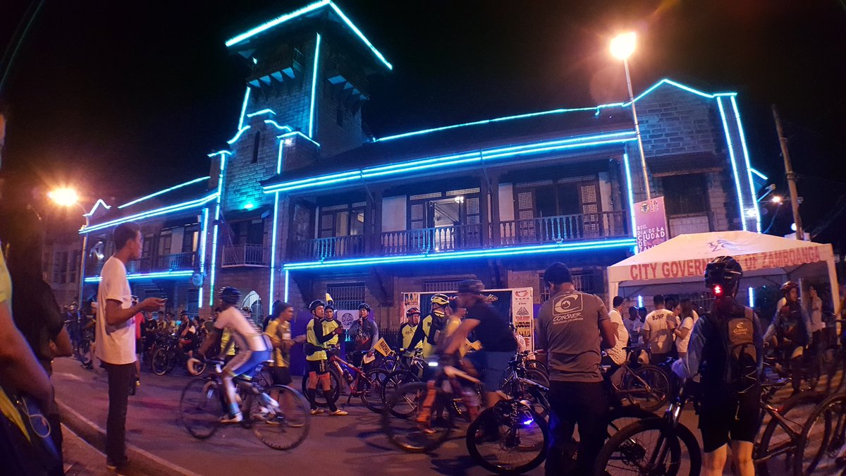 JosephLou's tweet photo. #zamboangacity #bikers get ready for the night ride in support of #earthhour #earthhour2018 #connect2earth #earthhourzambo https://t.co/alMdR7sIEC