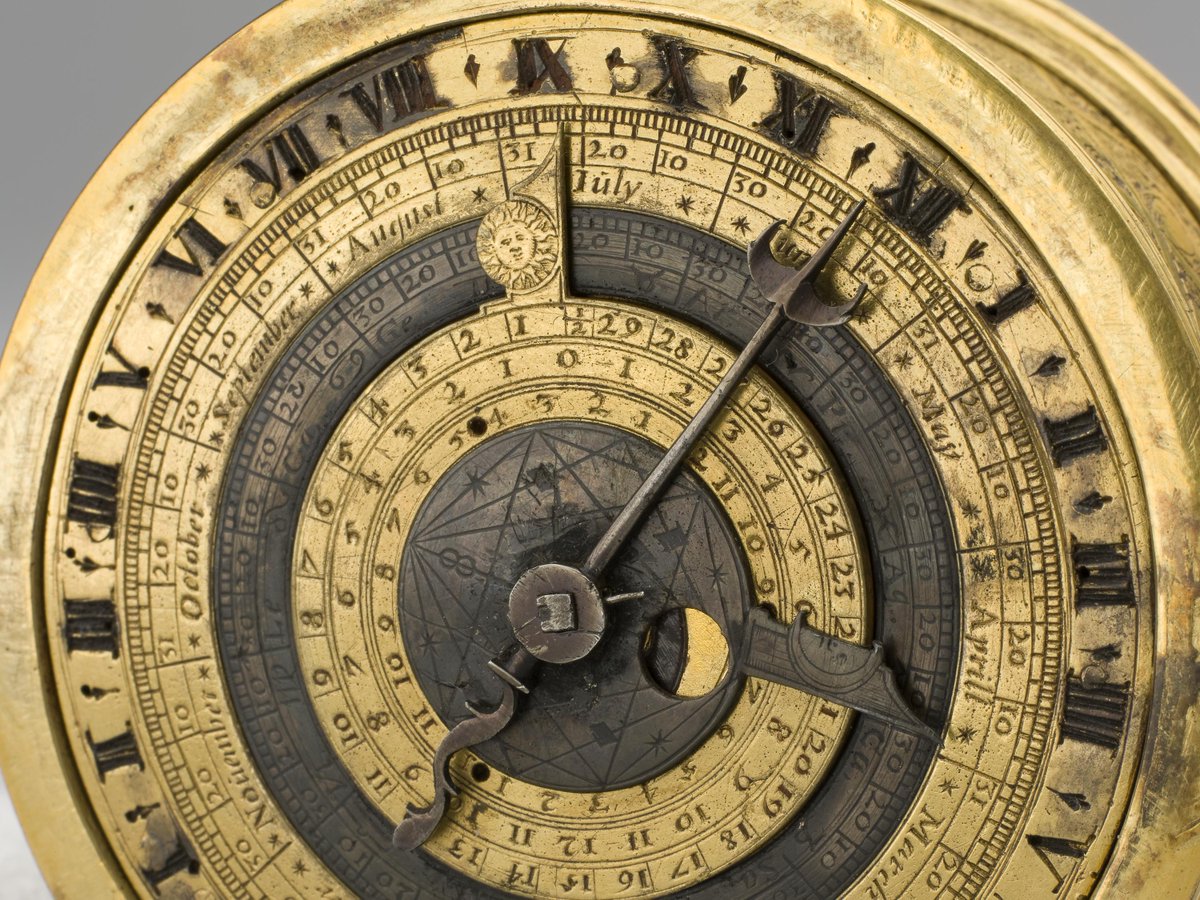 sciencemuseum's tweet photo. Did you know that only around 1/3 of all countries change their clocks? Ahead of moving our clocks forward this evening, we travel back in time to see why #DaylightSavings was first introduced. https://t.co/qjtI7jH8ZD https://t.co/r3fywum7zx